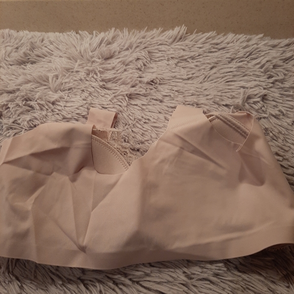 Lace Bra Size Large - Picture 8 of 8